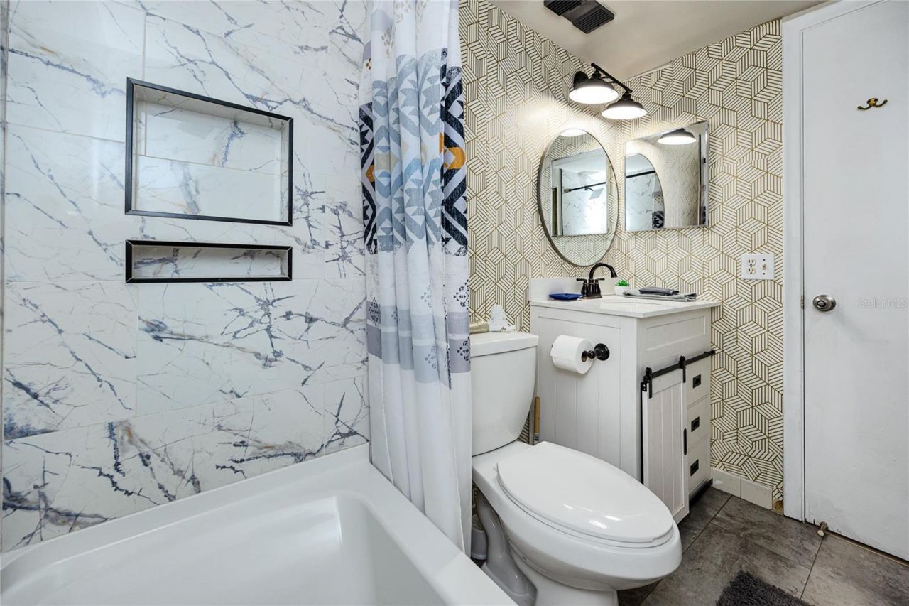 6113 Palma Del Mar Boulevard S, Unit 221, Saint Petersburg, FL 33715 Photo