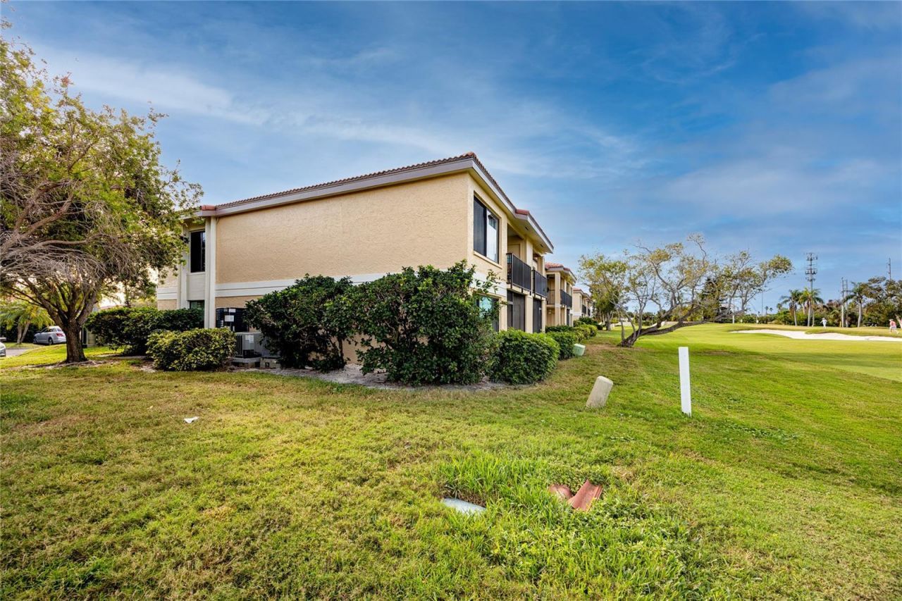6113 Palma Del Mar Boulevard S, Unit 221, Saint Petersburg, FL 33715 Photo