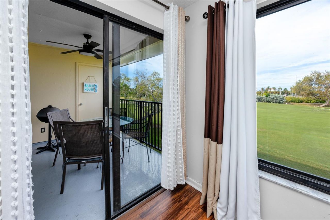 6113 Palma Del Mar Boulevard S, Unit 221, Saint Petersburg, FL 33715 Photo