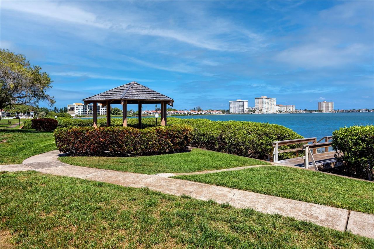 6113 Palma Del Mar Boulevard S, Unit 221, Saint Petersburg, FL 33715 Photo