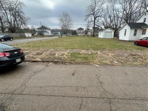 405 W Southern Avenue, Springfield, OH 45506