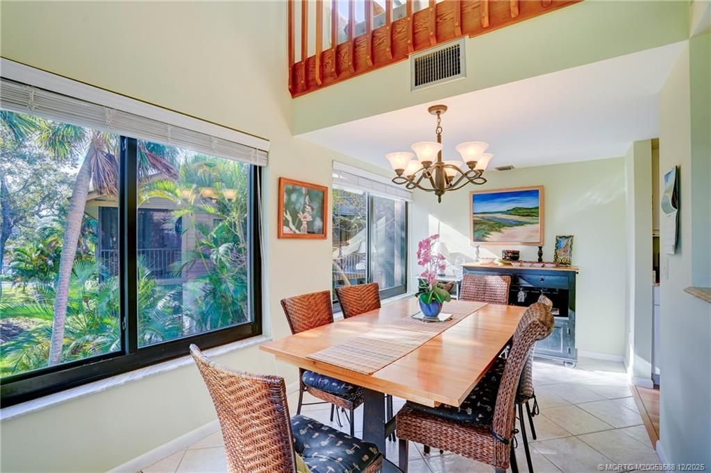 233 NE Edgewater Drive, Unit 204, Stuart, FL 34996 Photo