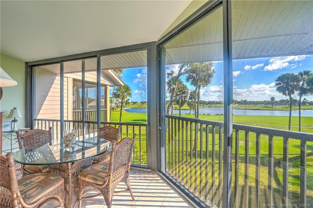 233 NE Edgewater Drive, Unit 204, Stuart, FL 34996 Photo