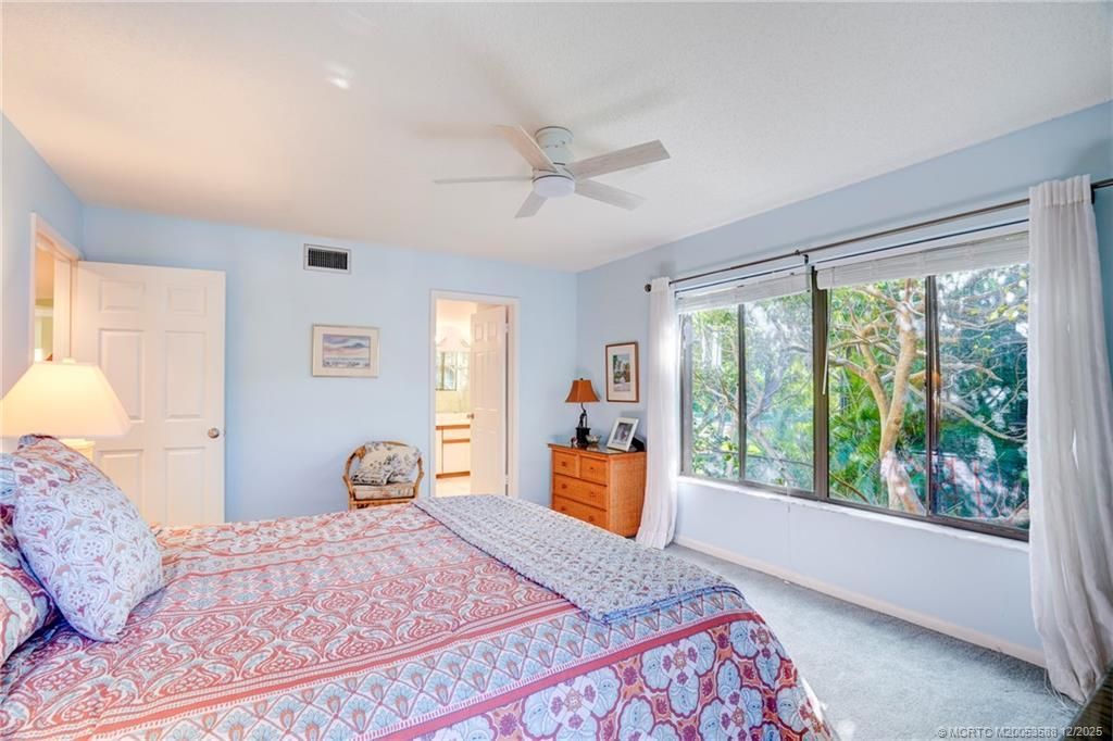 233 NE Edgewater Drive, Unit 204, Stuart, FL 34996 Photo