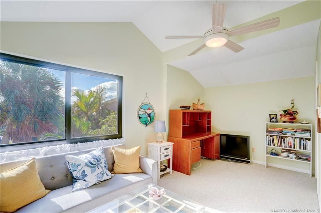 233 NE Edgewater Drive, Unit 204, Stuart, FL 34996 Photo