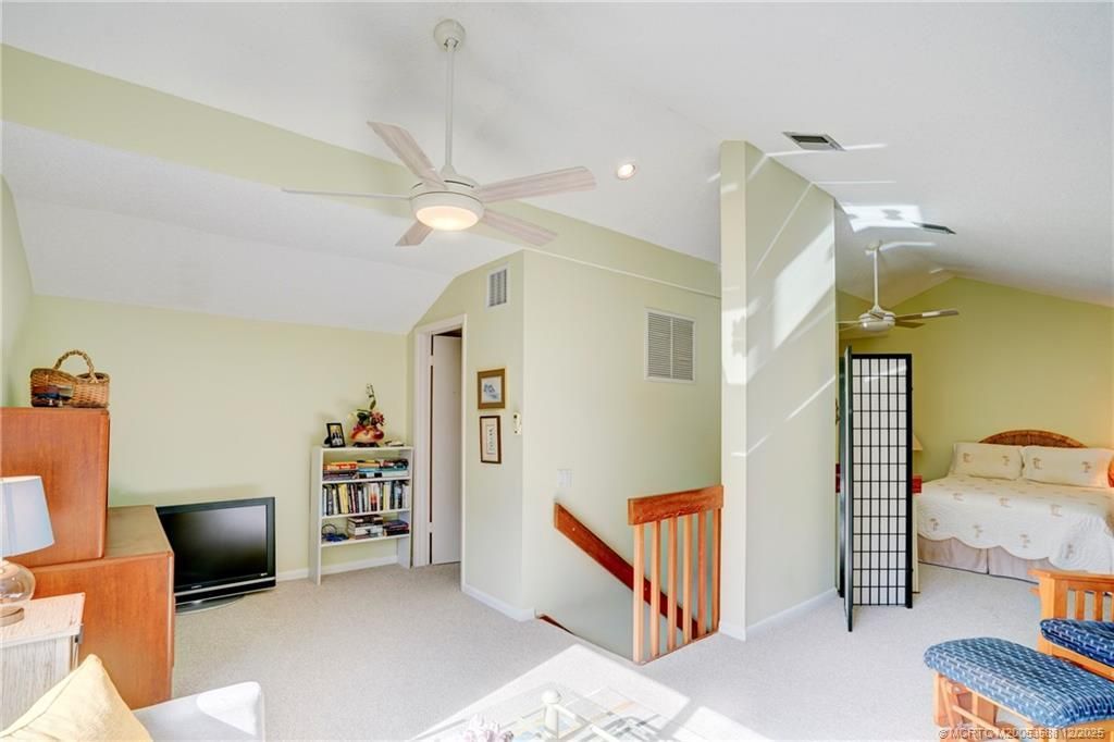 233 NE Edgewater Drive, Unit 204, Stuart, FL 34996 Photo