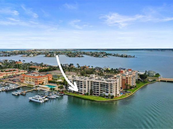 450 TREASURE ISLAND CAUSEWAY, Unit 208, TREASURE ISLAND, FL 33706
