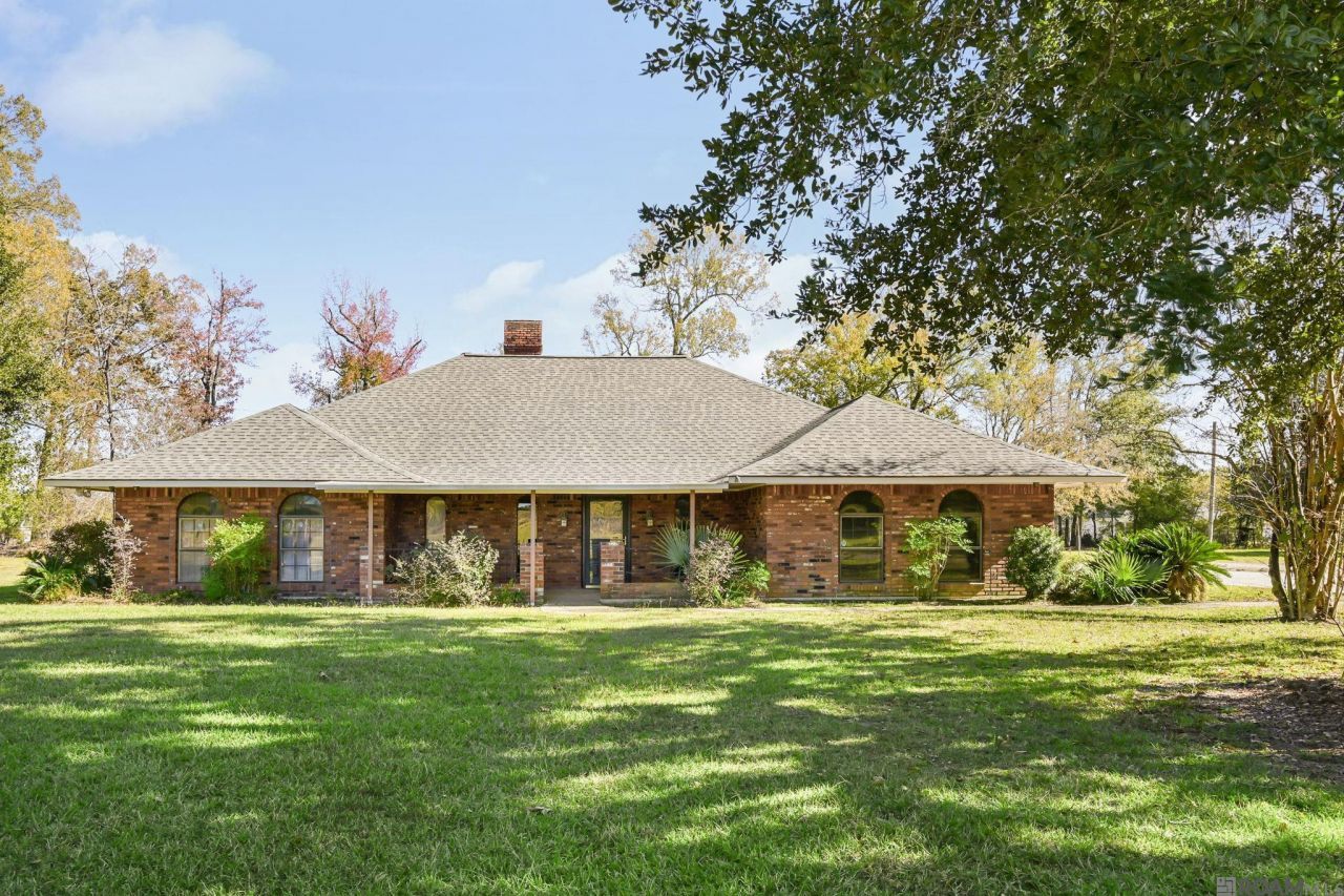 18868 Old Scenic Hwy, Zachary, LA 70791 Main Photo