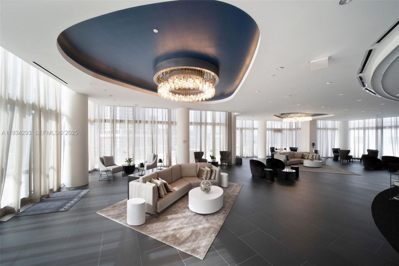 851 NE 1st Avenue, Unit 2601, Miami, FL 33132 Photo