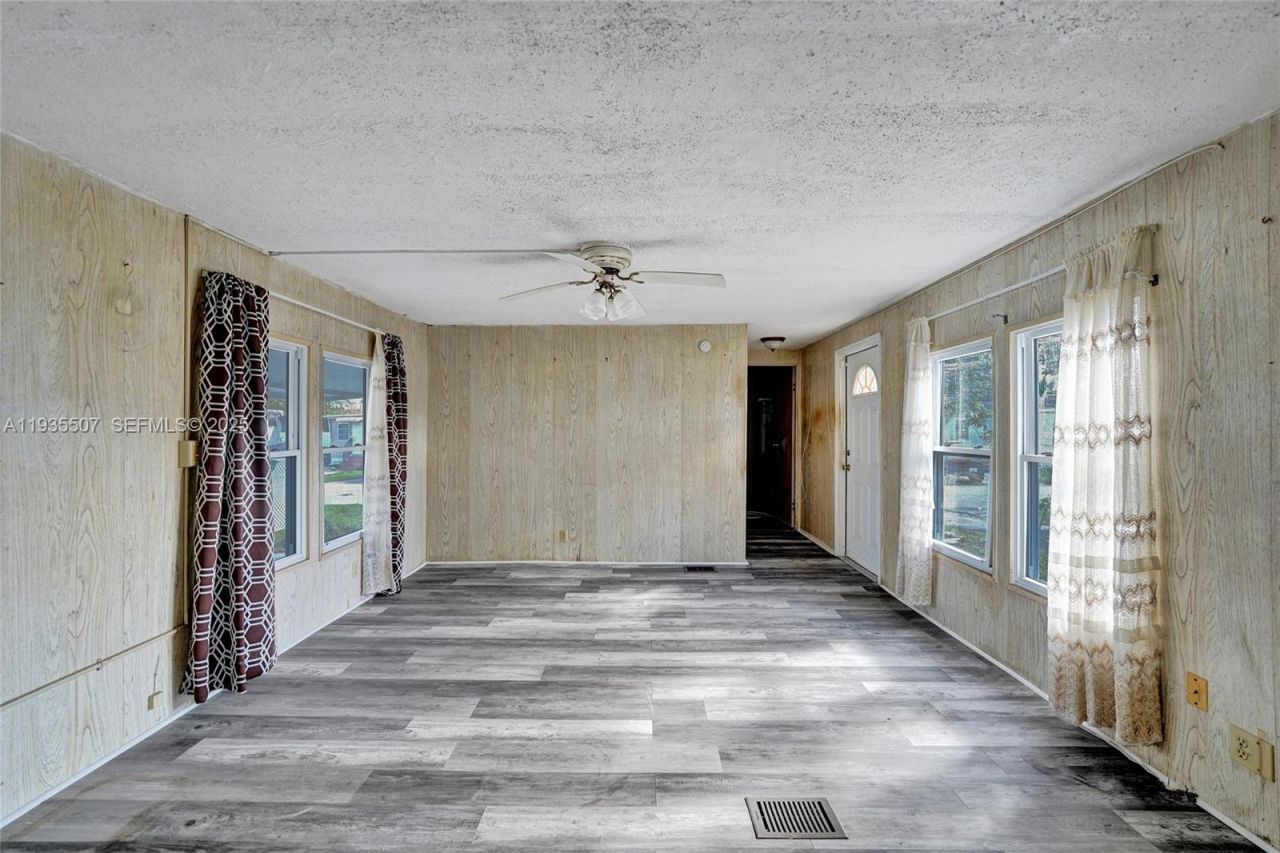 361 NW 135th Ave, Plantation, FL 33325 Photo