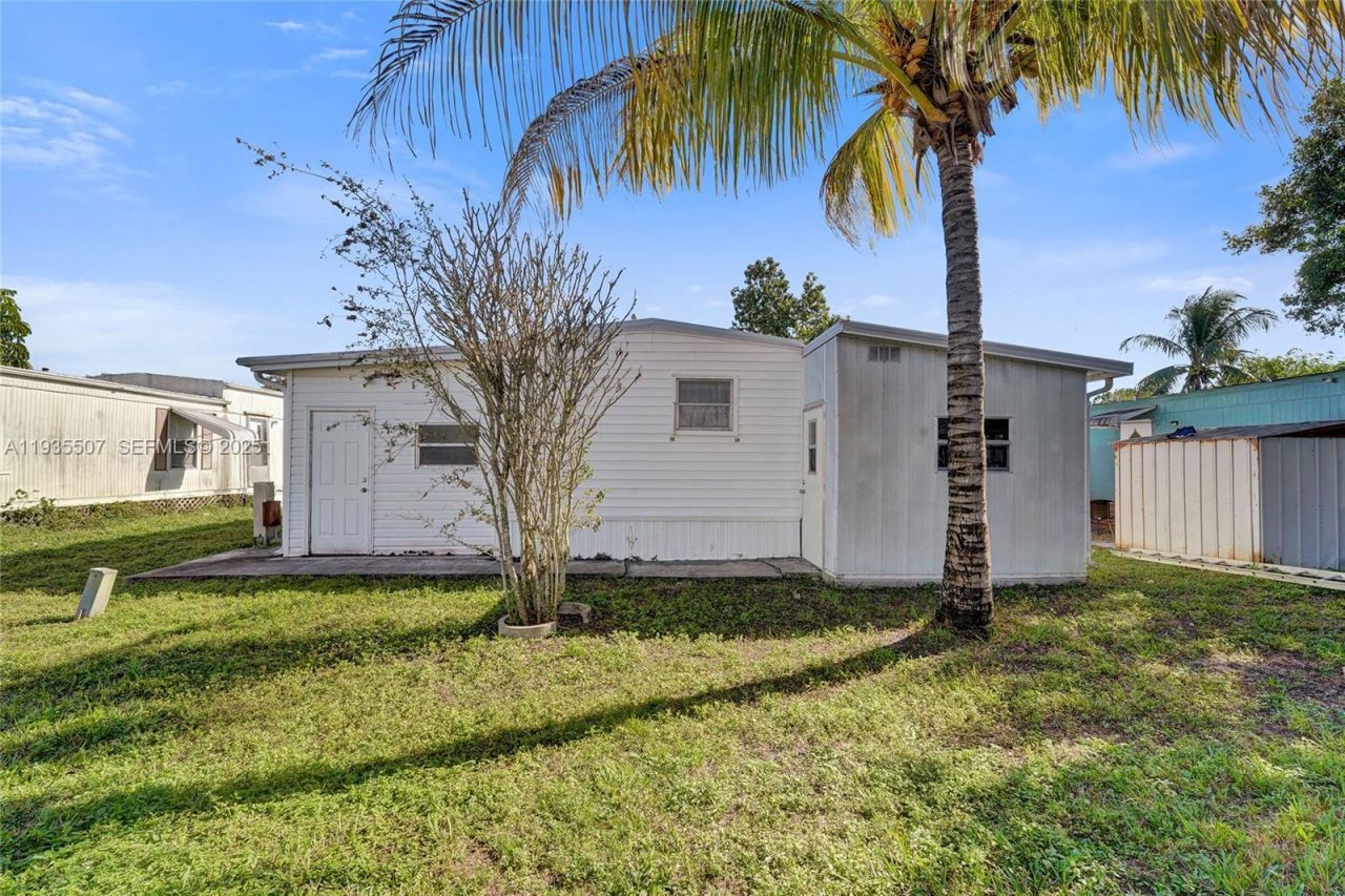 361 NW 135th Ave, Plantation, FL 33325 Photo