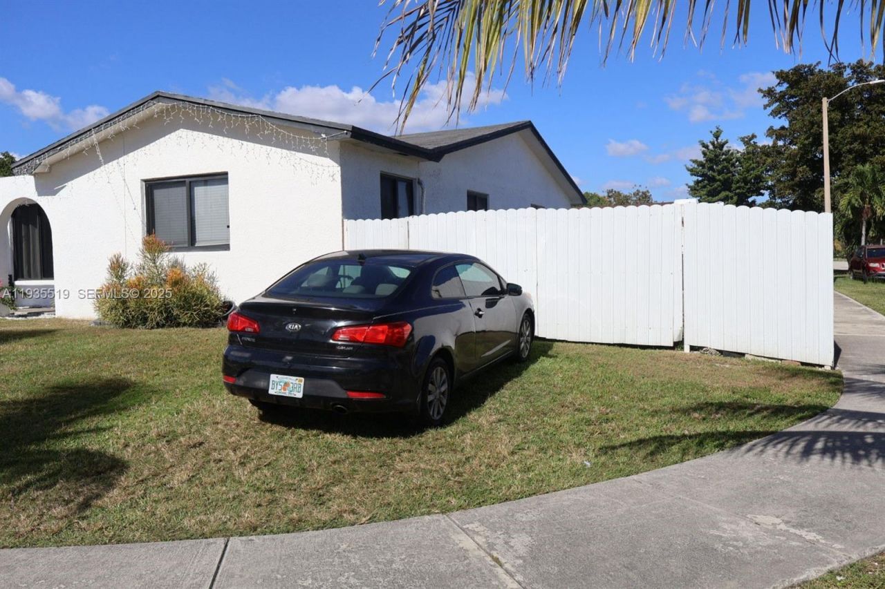 10801 SW 171st St, Miami, FL 33157 Photo