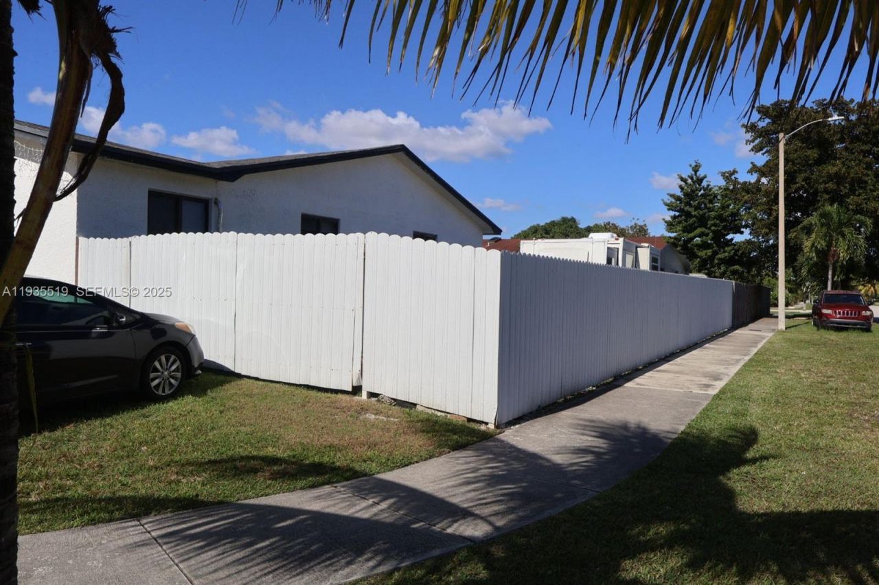 10801 SW 171st St, Miami, FL 33157 Photo