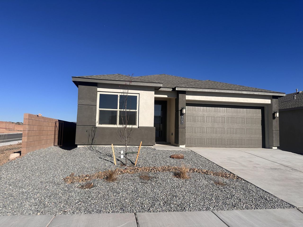 6703 Clayton Drive Ne, Rio Rancho, NM 87144 Main Photo