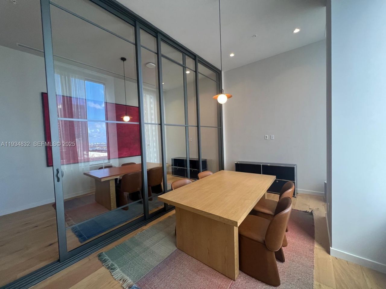 11 NE 6 St , Unit 2709, Miami, FL 33132 Photo