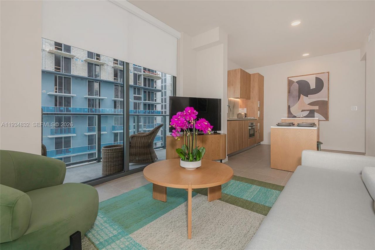 11 NE 6 St , Unit 2709, Miami, FL 33132 Photo