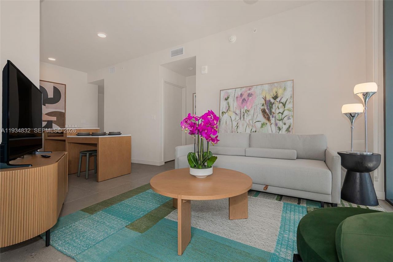 11 NE 6 St , Unit 2709, Miami, FL 33132 Photo