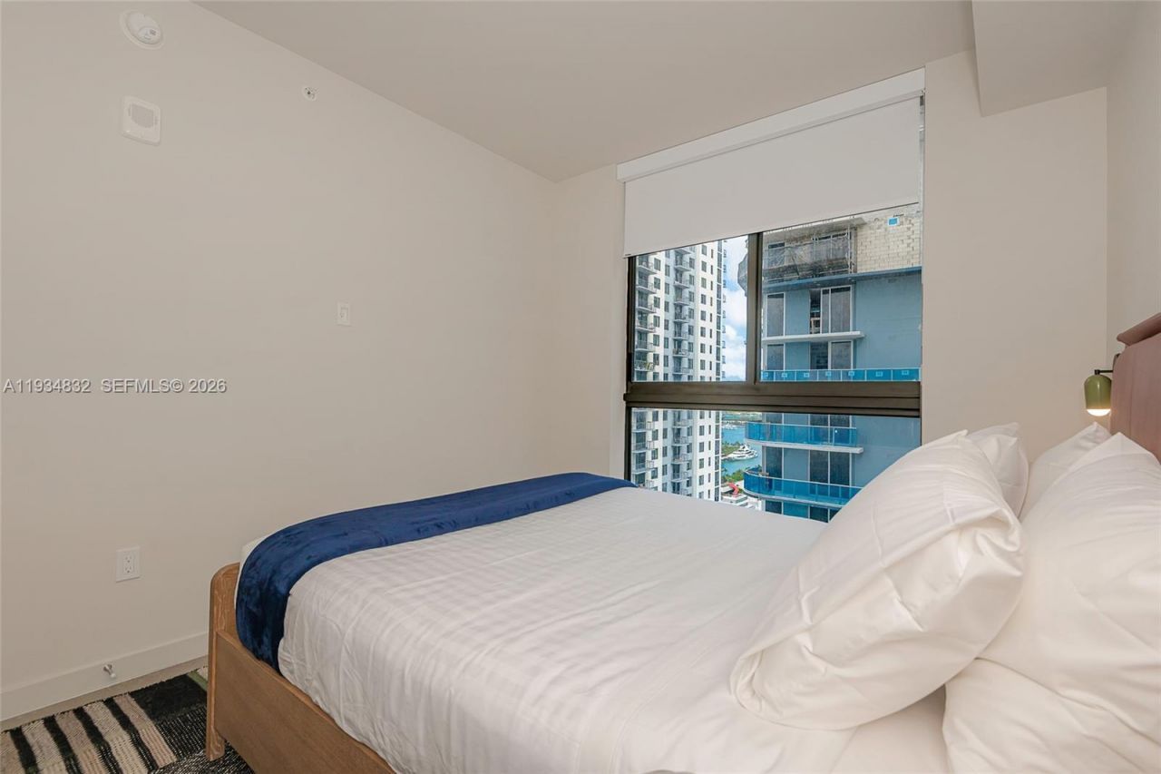 11 NE 6 St , Unit 2709, Miami, FL 33132 Photo