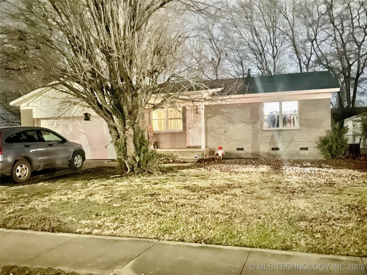 601 E 8th Street, Owasso, OK 74055 Main Photo