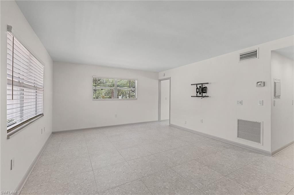 780 10th Ave S, Unit 4, Naples, FL 34102 Photo