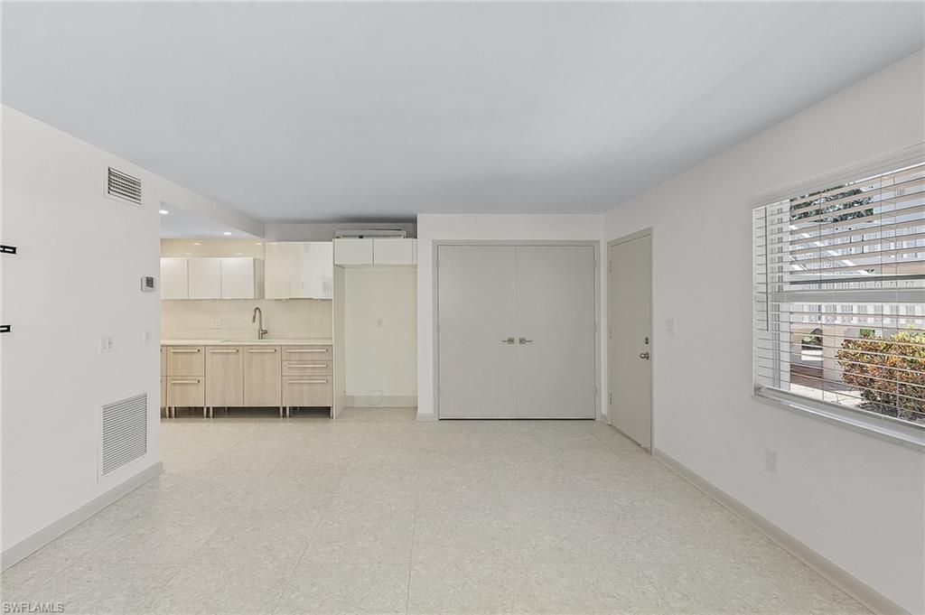 780 10th Ave S, Unit 4, Naples, FL 34102 Photo