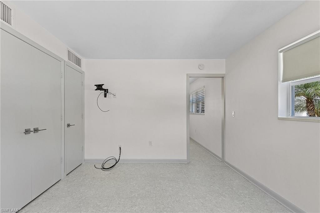 780 10th Ave S, Unit 4, Naples, FL 34102 Photo