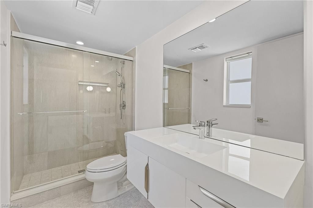 780 10th Ave S, Unit 4, Naples, FL 34102 Photo