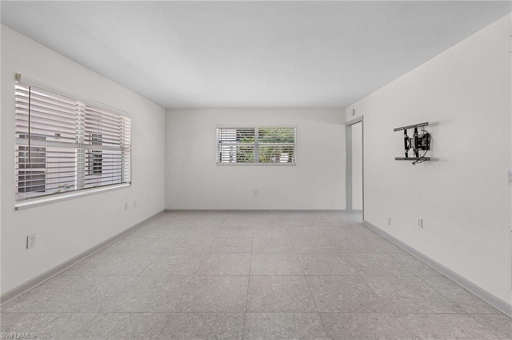 780 10th Ave S, Unit 4, Naples, FL 34102 Photo