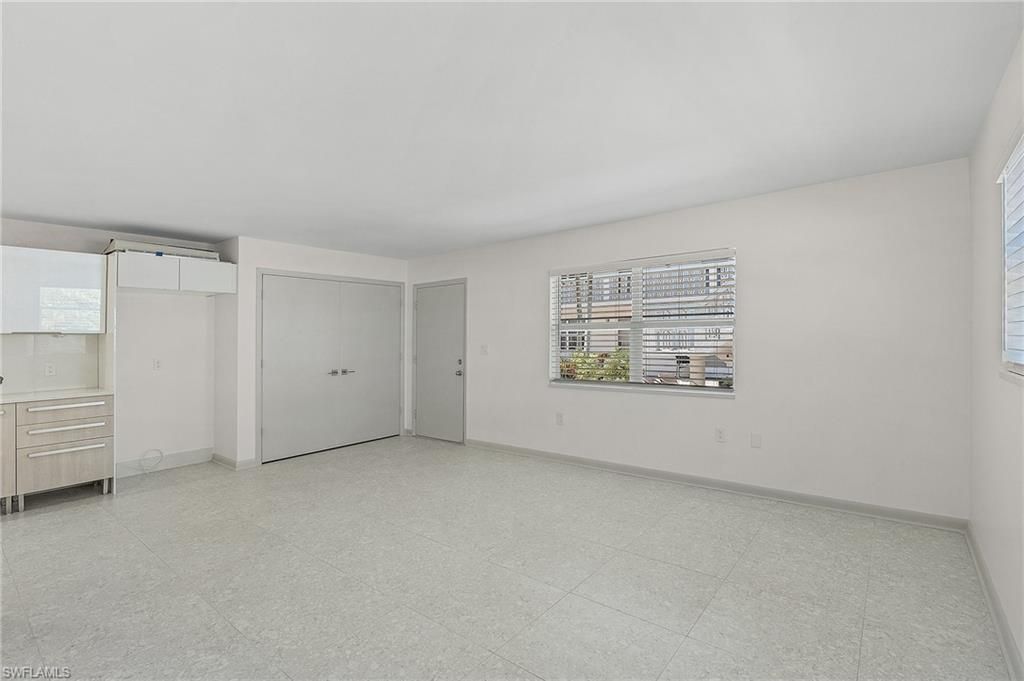 780 10th Ave S, Unit 4, Naples, FL 34102 Photo