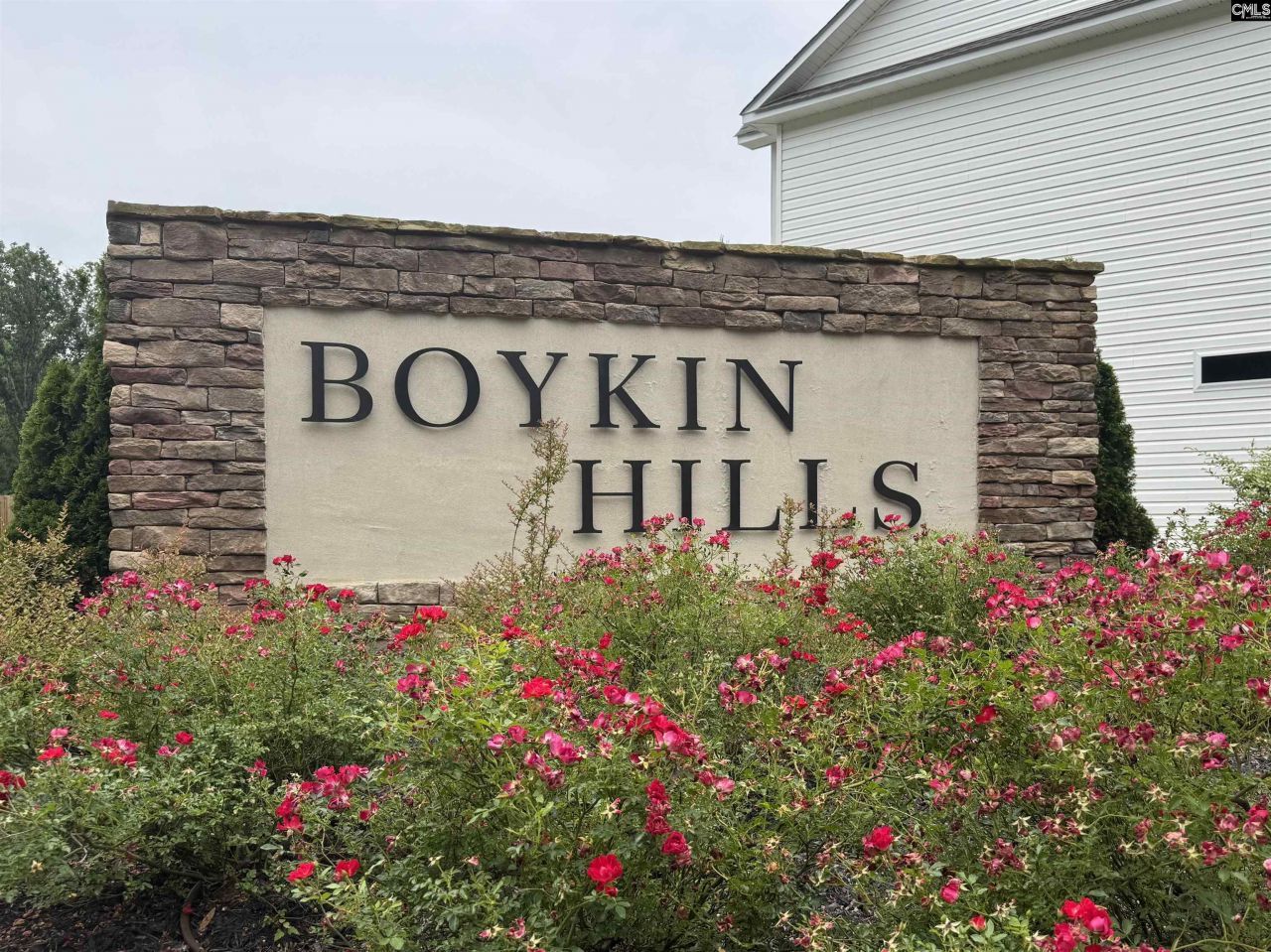 598 Griffon Drive Photo 23