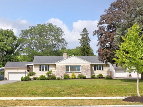 6055 South Street Rd, Auburn, NY 13021