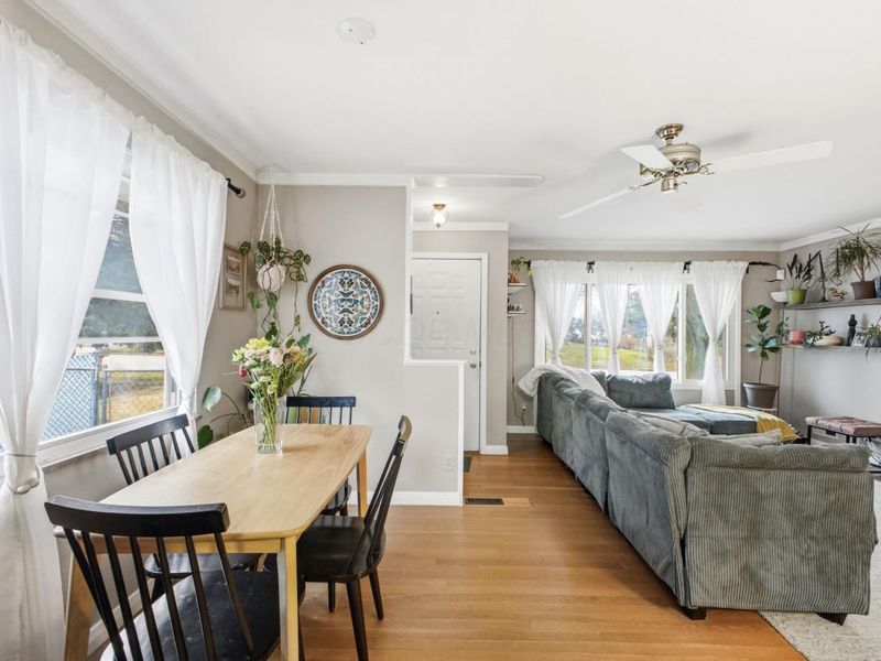 1071 N Hague Avenue, Columbus, OH 43204 Photo 5