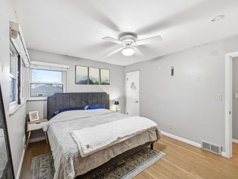 1071 N Hague Avenue, Columbus, OH 43204 Photo 6