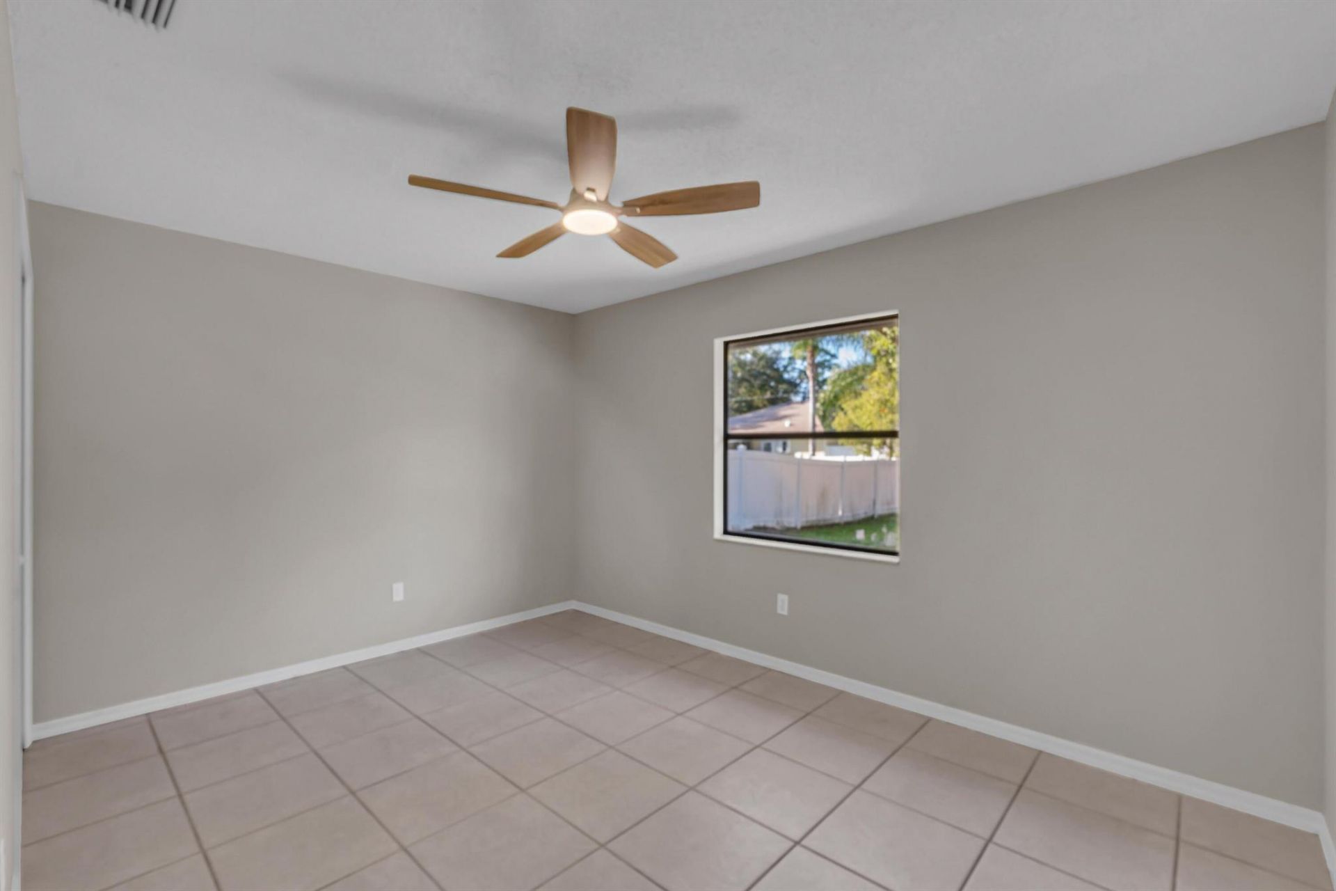 509 Breakwater Terrace, Sebastian, FL 32958 Photo