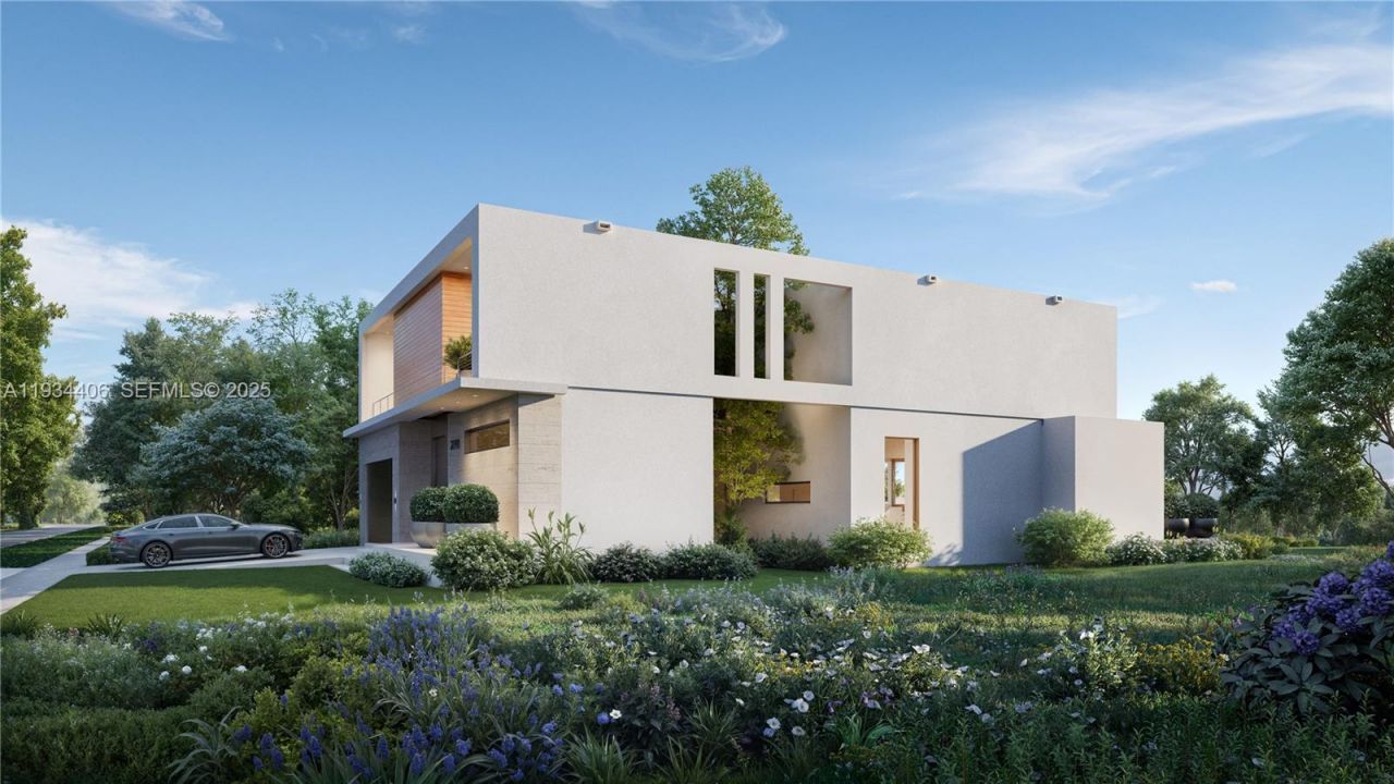 2096 Alamanda Dr , North Miami, FL 33181 Photo