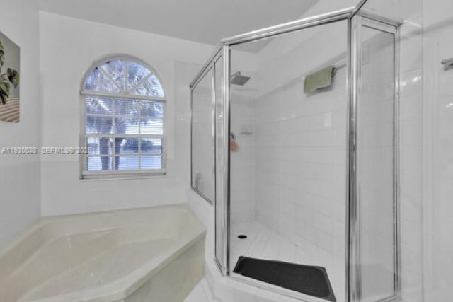 14817 Balgowan Rd, Unit 201-5, Miami Lakes, FL 33016 Photo