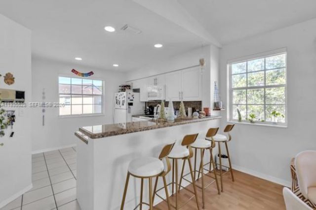 14817 Balgowan Rd, Unit 201-5, Miami Lakes, FL 33016 Photo