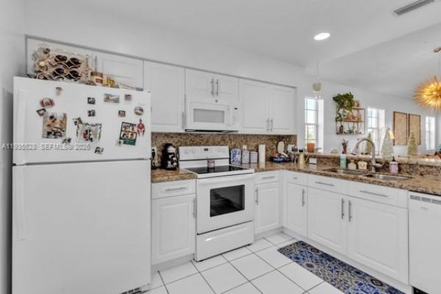 14817 Balgowan Rd, Unit 201-5, Miami Lakes, FL 33016 Photo