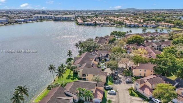 14817 Balgowan Rd, Unit 201-5, Miami Lakes, FL 33016 Photo