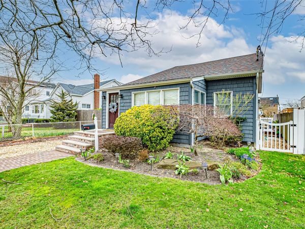 71 S Bay Drive, Babylon, NY 11702