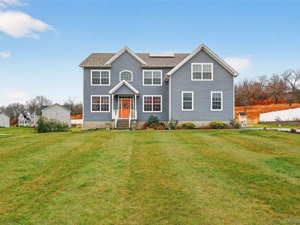 38 Highgrove Drive, Washingtonville, NY 10992