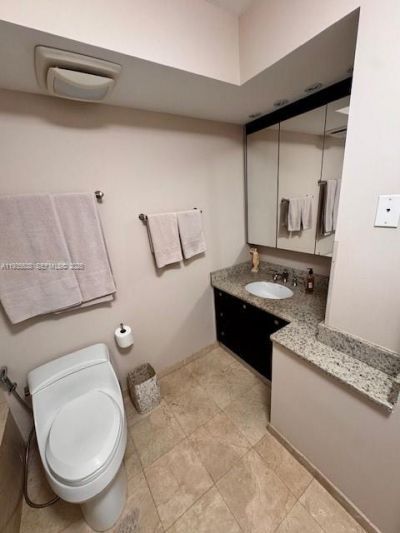 230 174th St, Unit 808, Sunny Isles Beach, FL 33160 Photo