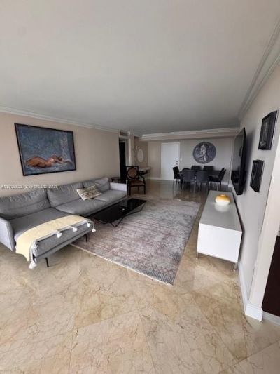 230 174th St, Unit 808, Sunny Isles Beach, FL 33160 Photo
