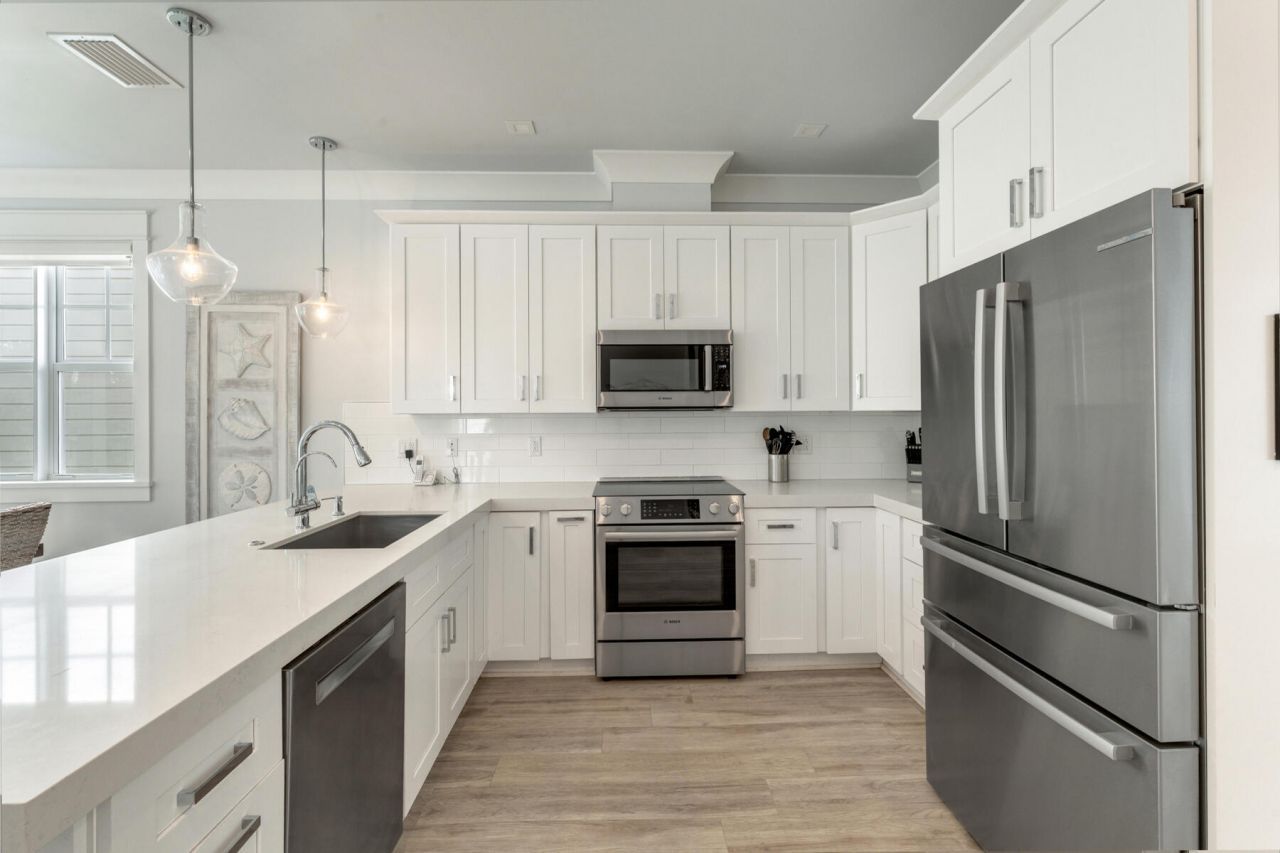 81906 Overseas Highway, Unit 2, Islamorada, FL 33036 Photo