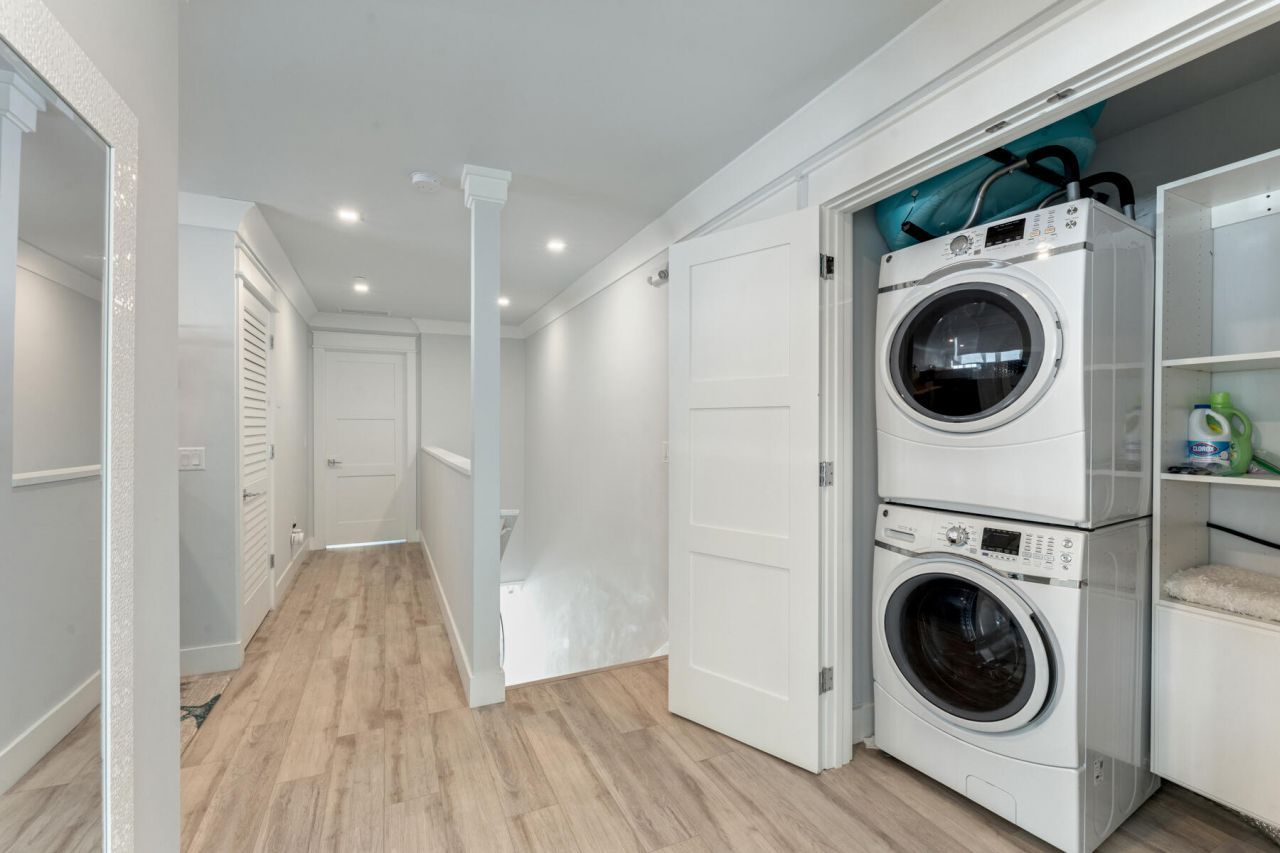 81906 Overseas Highway, Unit 2, Islamorada, FL 33036 Photo