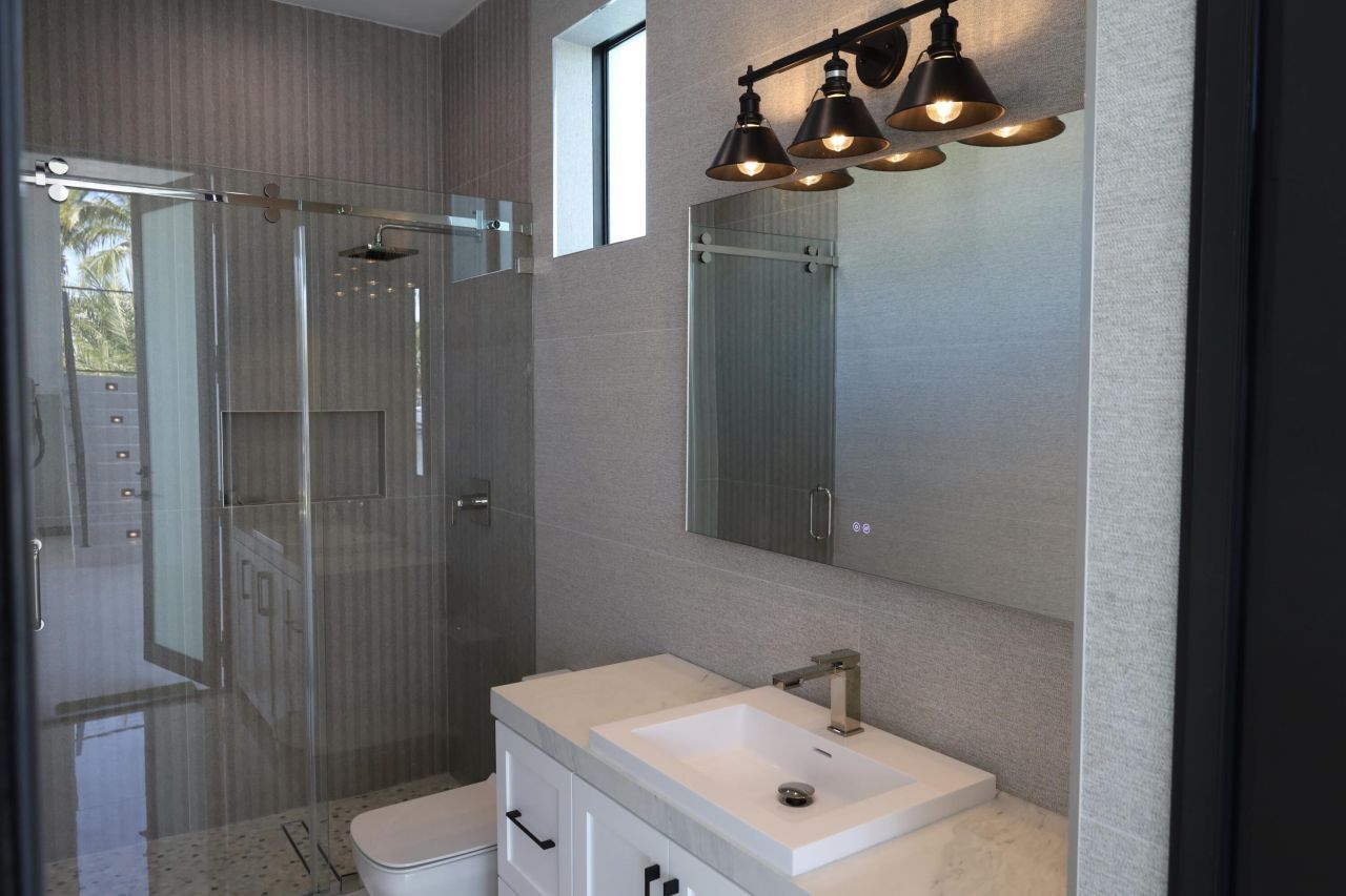 258 Caribbean Drive, Key Largo, FL 33037 Photo