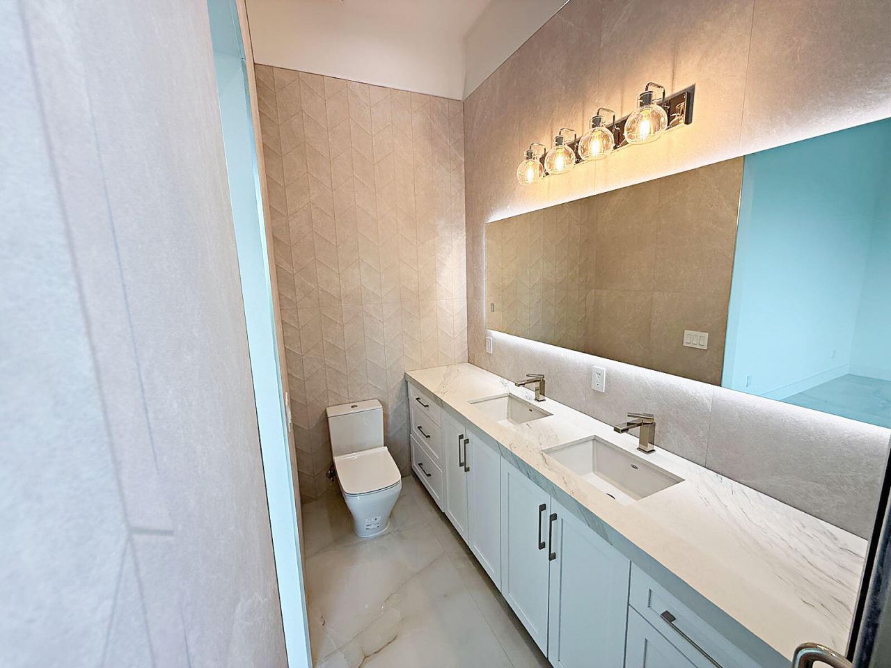 258 Caribbean Drive, Key Largo, FL 33037 Photo