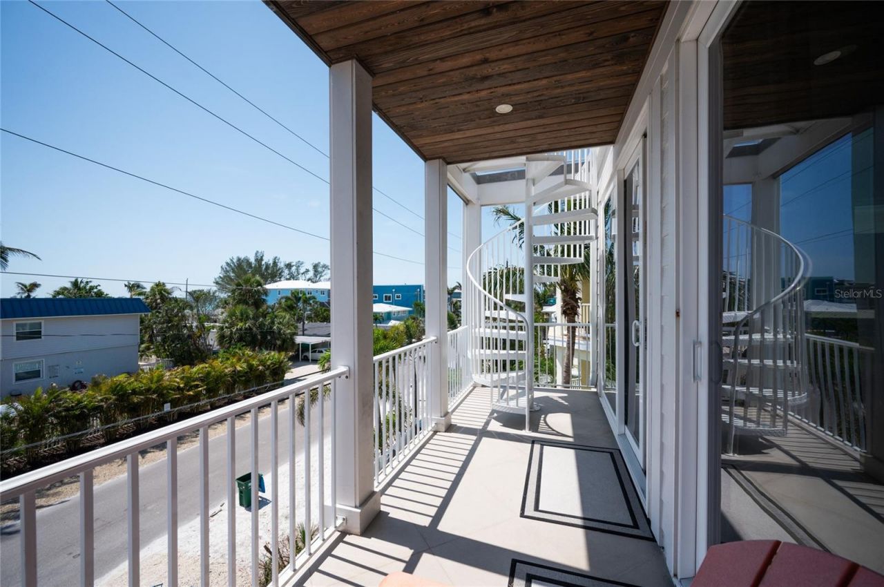 2201 Avenue C, Bradenton Beach, FL 34217 Photo