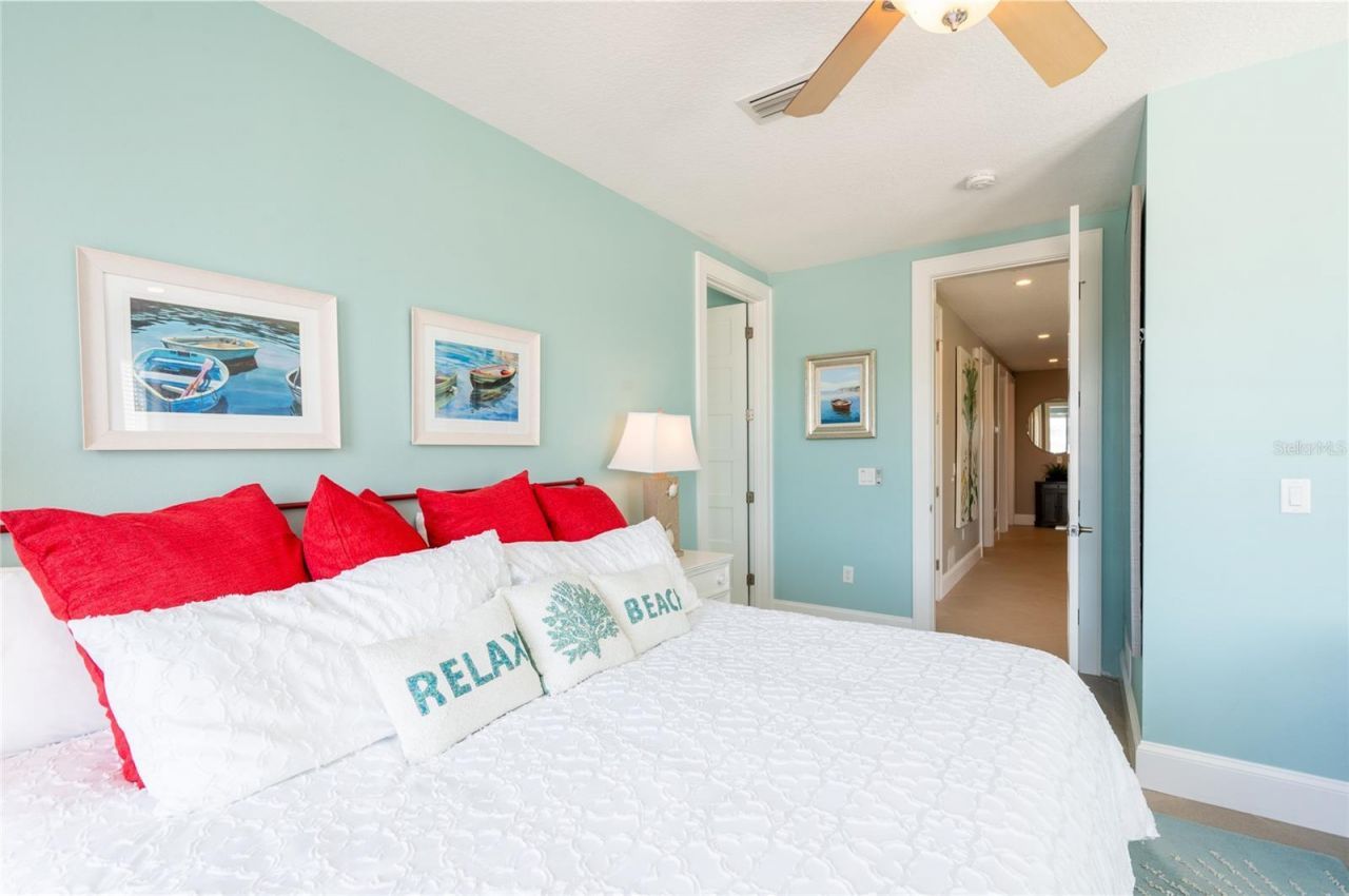 2201 Avenue C, Bradenton Beach, FL 34217 Photo