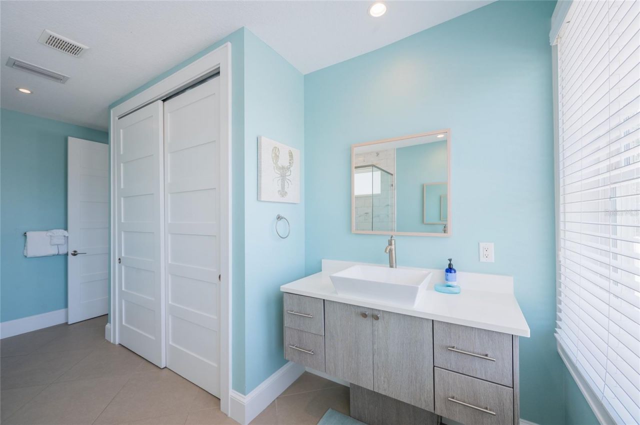 2201 Avenue C, Bradenton Beach, FL 34217 Photo